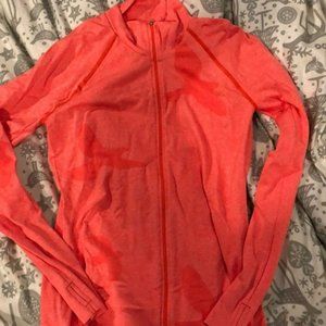 Oiselle Flyte Zip Up (Size Medium - Snap)